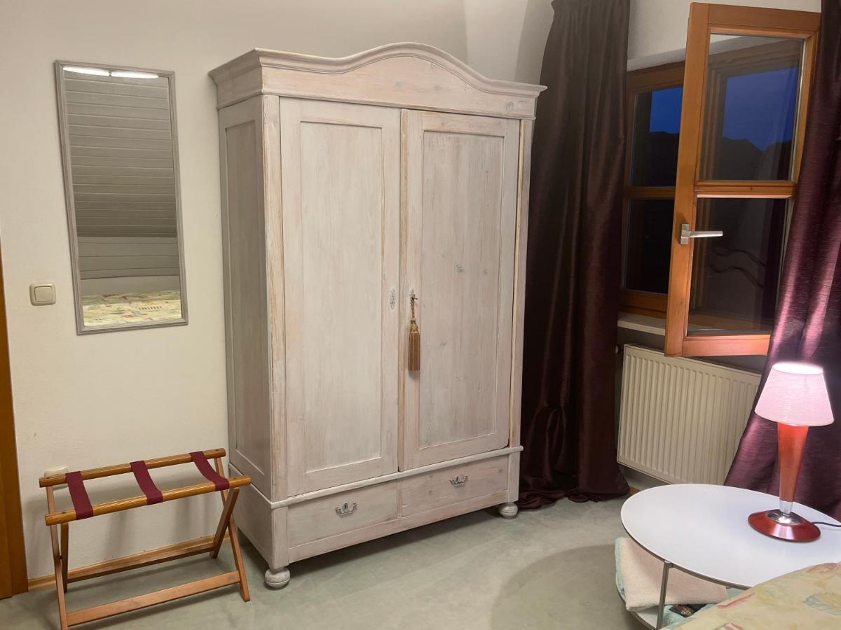 Zimmer Zum Wohlfuehlen Eching  Экстерьер фото